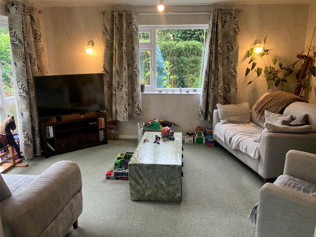 St. Michaels Close, Madeley, Telford, Shropshire, TF7 4 bed detached