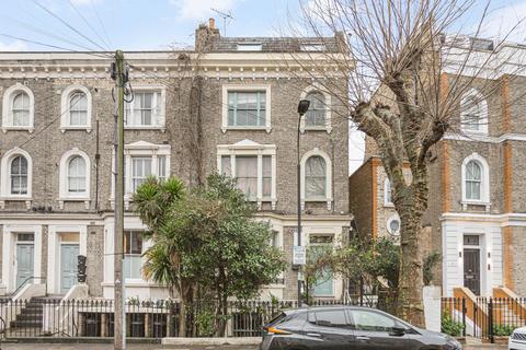 3 bedroom flat to rent, Barclay Road, London