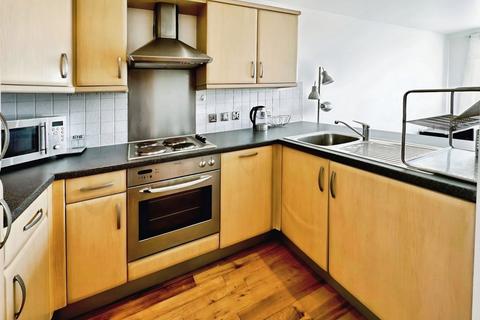2 bedroom flat to rent, Whitehall Quay, Leeds, West Yorkshire, LS1