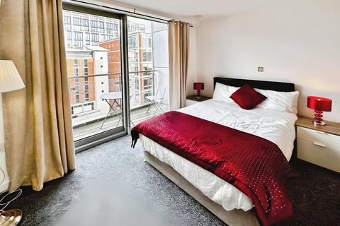 2 bedroom flat to rent, Whitehall Quay, Leeds, West Yorkshire, LS1
