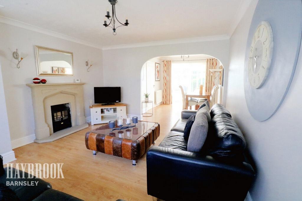 Roehampton Rise, Ardsley 3 bed semidetached house for sale £175,000