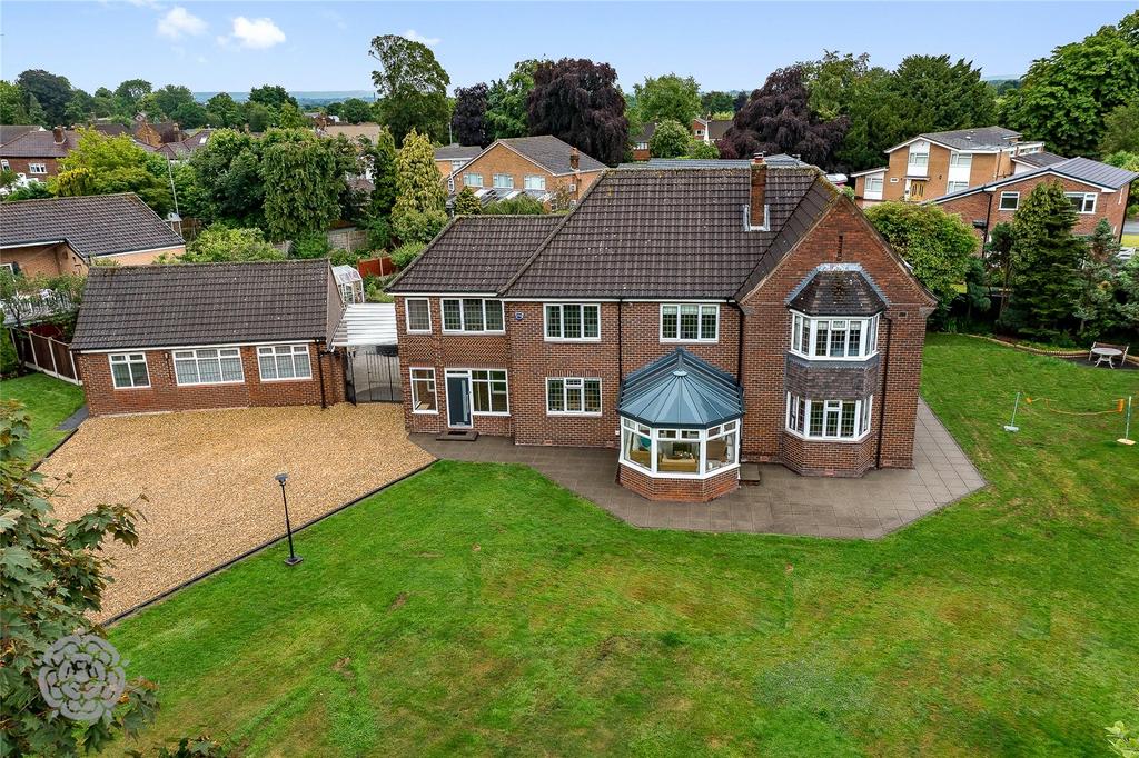 Hob Hey Lane, Culcheth, Warrington, Cheshire, WA3 6 bed detached house for sale £1,500,000