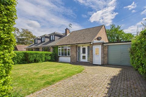 2 bedroom semi-detached bungalow for sale, Chapel Hill, Speen