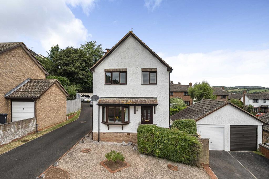 Newbery Close, Colyton 3 bed detached house for sale £400,000