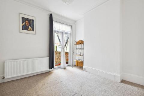 5 bedroom house to rent, Mount Pleasant Rd, London, N17