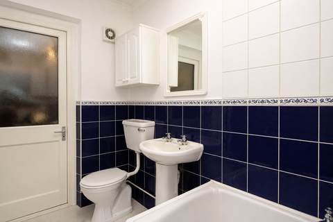 3 bedroom flat to rent, Millman Street, Holborn, London, WC1N