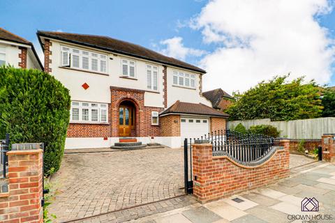 5 bedroom detached house for sale, Prince George Avenue