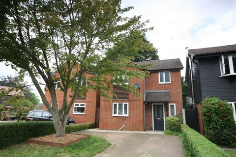 3 bedroom detached house to rent, B Bursill Close, Headington, OX3