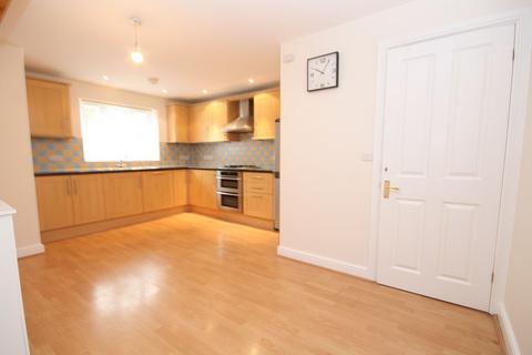 3 bedroom detached house to rent, B Bursill Close, Headington, OX3