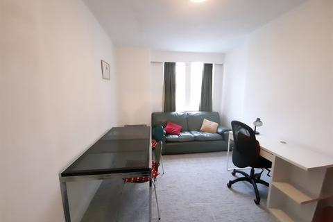 2 bedroom flat to rent, Rashleigh House, Thanet Street, King's Cross, London, WC1H