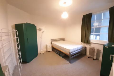 2 bedroom flat to rent, Rashleigh House, Thanet Street, King's Cross, London, WC1H