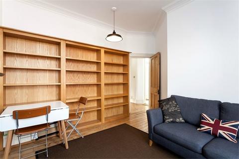 3 bedroom apartment to rent, Torrington Place, WC1E