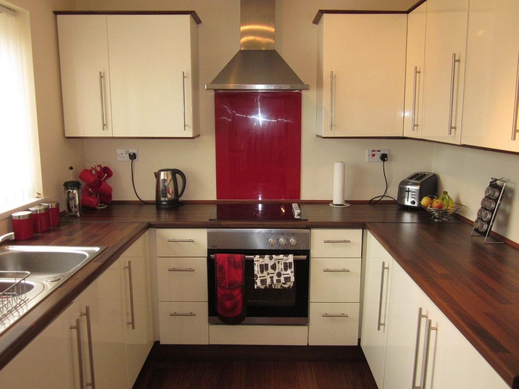 Apartment in Sheffield, South Yorkshire - View 2