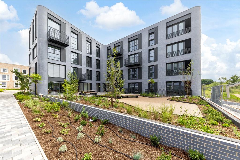 Knights Park, Eddington Avenue... 2 bed apartment £529,950