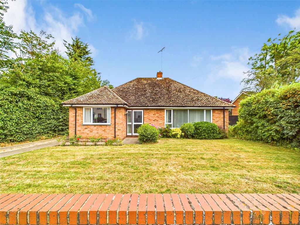 Spinks Lane, Witham, Essex, CM8 3 bed bungalow for sale £460,000
