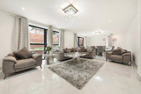 undefined, Mapesbury Road, London