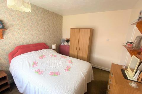 80 West Road, Feltham, TW14 8JE