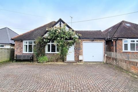 3 bedroom detached bungalow for sale - Lewes Road, Lindfield, RH16