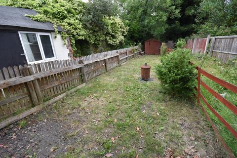 26 Gutter Hill, Johnstown, Wrexham, LL14 1LT