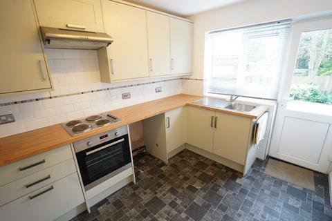 3 bedroom end of terrace house to rent, Rufus Close, Lewes