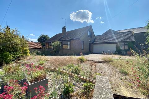 The Bungalow Bakers Lane, Walgrave, Northampton, NN6 9QL