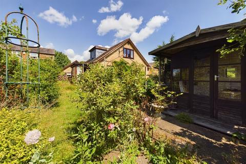The Bungalow Bakers Lane, Walgrave, Northampton, NN6 9QL