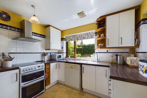 The Bungalow Bakers Lane, Walgrave, Northampton, NN6 9QL