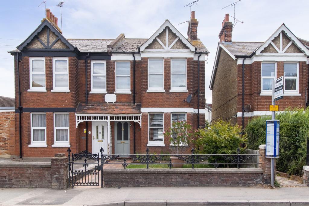 St. Peters Park Road, Broadstairs, CT10 3 bed semidetached house for