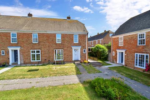 4 Papworth Close, Folkestone, CT19 5LZ