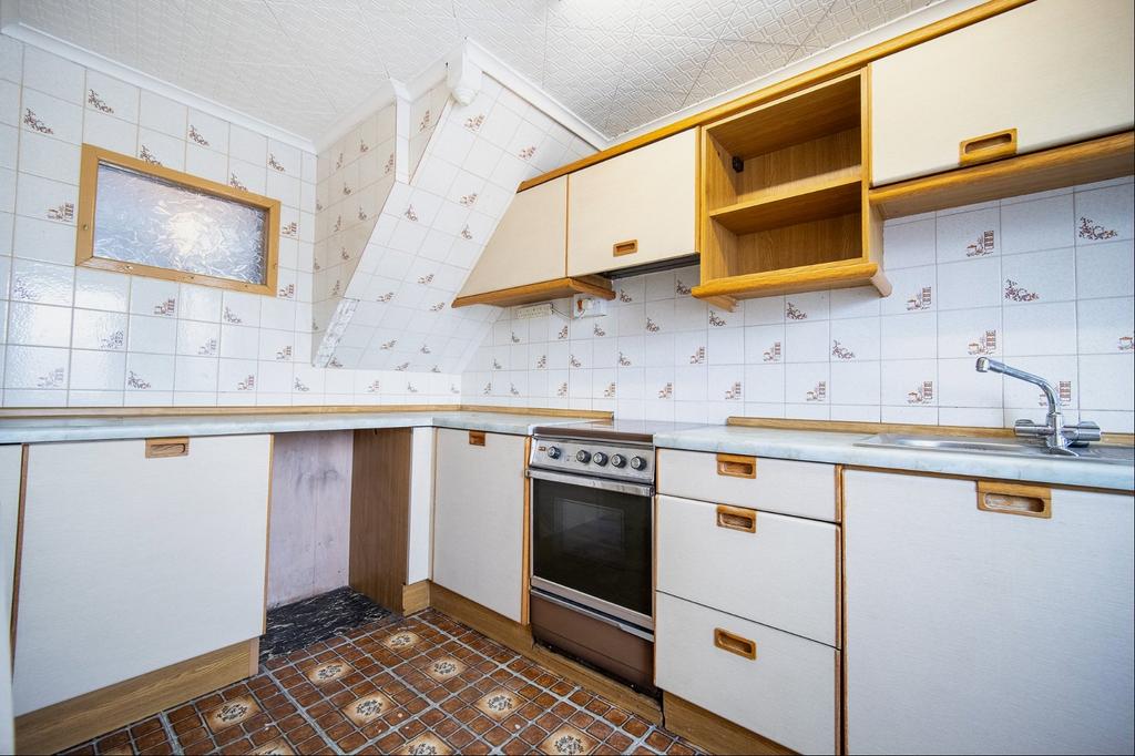 Mildred Street, Beddau, Pontypridd, CF38 2AW 3 bed terraced house for sale £135,000