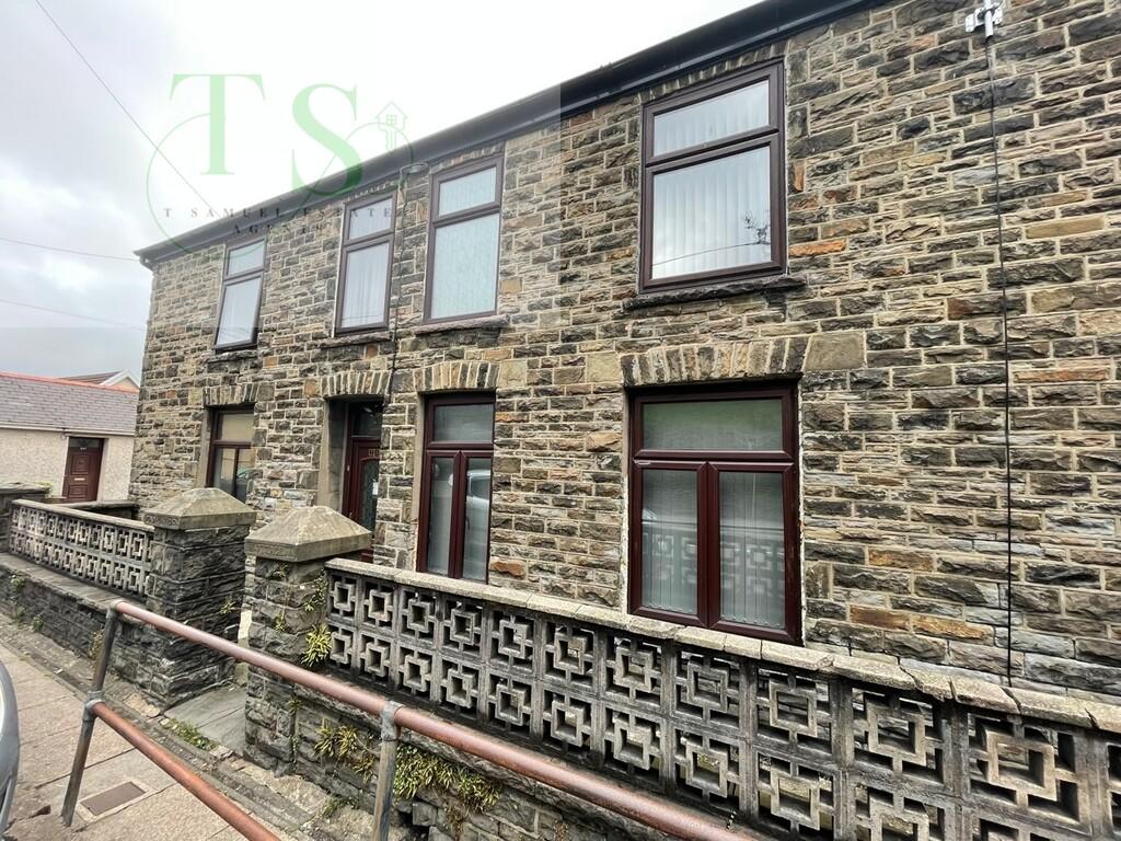 Rose Cottage 215 Penrhiwceiber Road, Mountain Ash 9 bed end of terrace