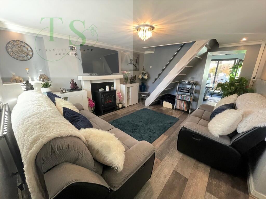 Pit Place, Cwmbach, Aberdare 2 bed semidetached house for sale £169,995