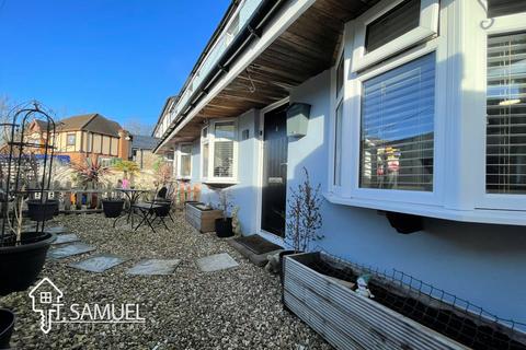 2 bedroom semi-detached house for sale, Pit Place, Cwmbach, Aberdare