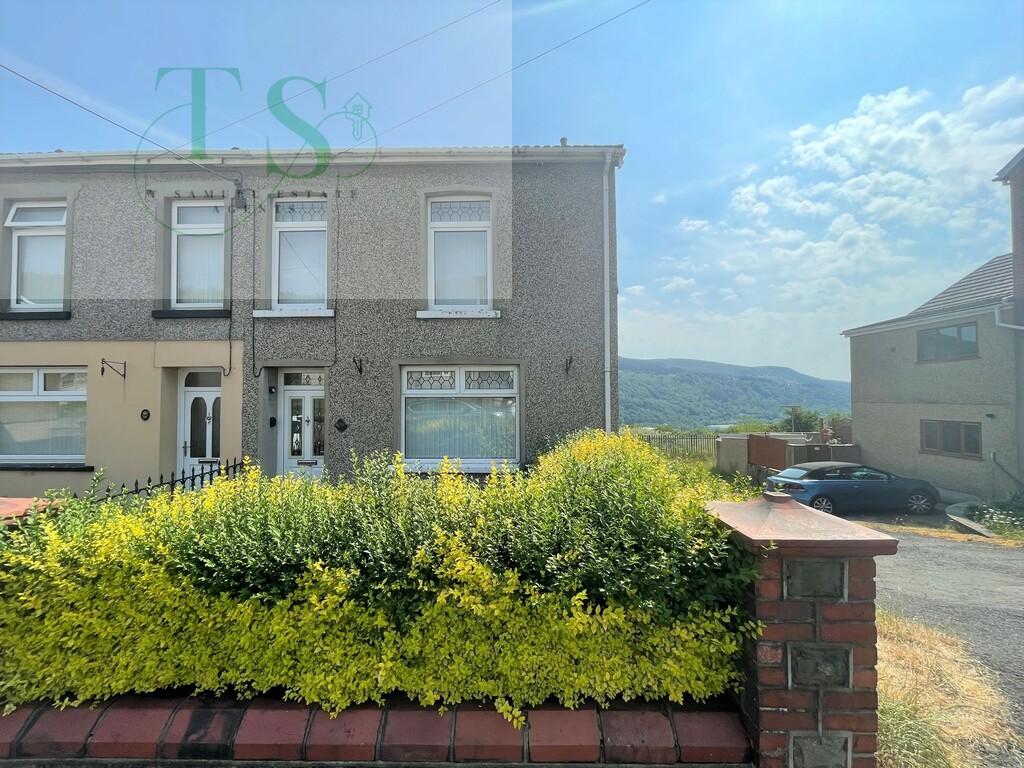 Llanwonno Road, Mountain Ash 3 bed semidetached house for sale £139,950