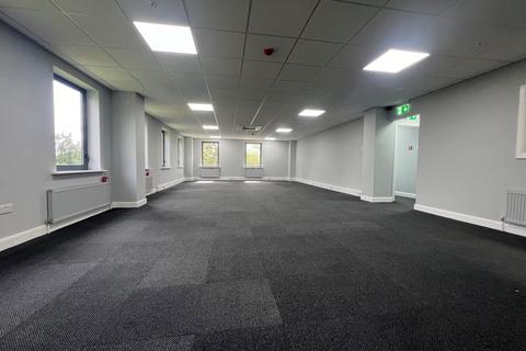 Industrial unit to rent, Broadgate, Oldham OL9