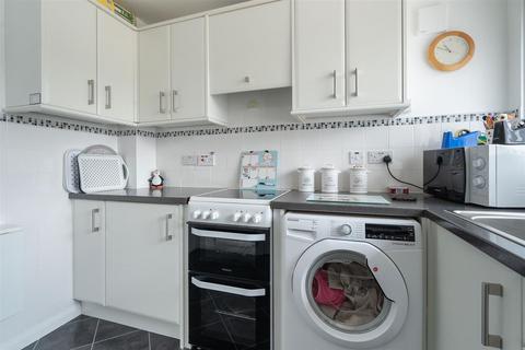 21 Barlaw Gardens, Armadale, Bathgate, EH48 2PZ