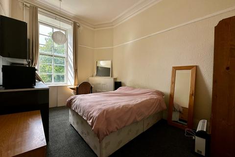 undefined, Peel Street, Partick, Glasgow, G11