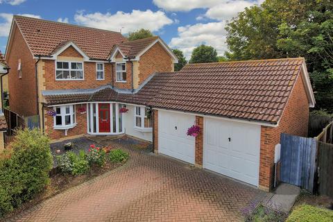 4 bedroom detached house for sale - Cliffside Drive, Broadstairs, CT10