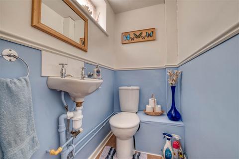 35 Grafton Close, Redditch, B98 7TR
