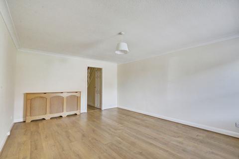 2 bedroom semi-detached house to rent, Melrose Close, York, YO31