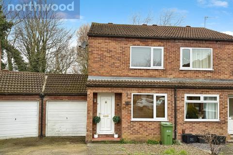 2 bedroom semi-detached house to rent - Melrose Close, York, YO31