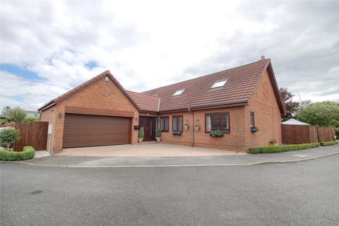 5 bedroom detached house for sale, Oxhill Farm, High Lane