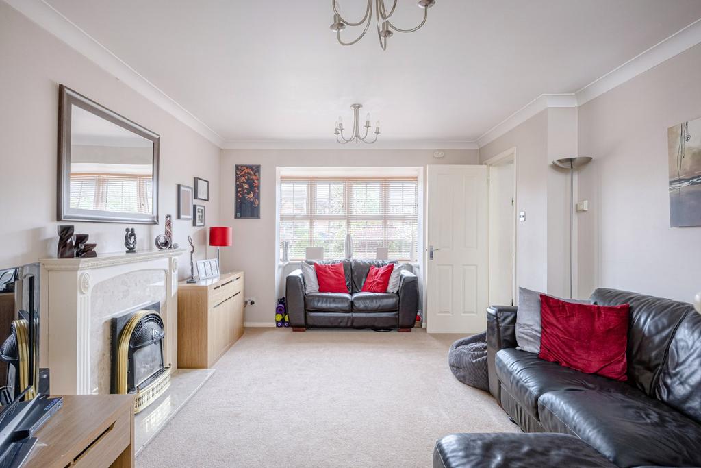 Kestrel Gardens, Stortford, Hertfordshire, CM23 4 bed detached