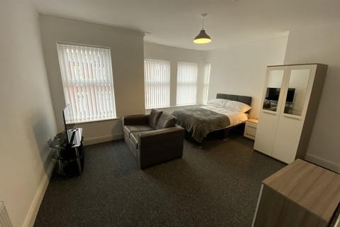 6 bedroom end of terrace house for sale, Oban Road, Anfield, Liverpool, L4