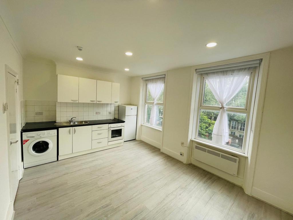 Brand new one bedroom flat available in stamford