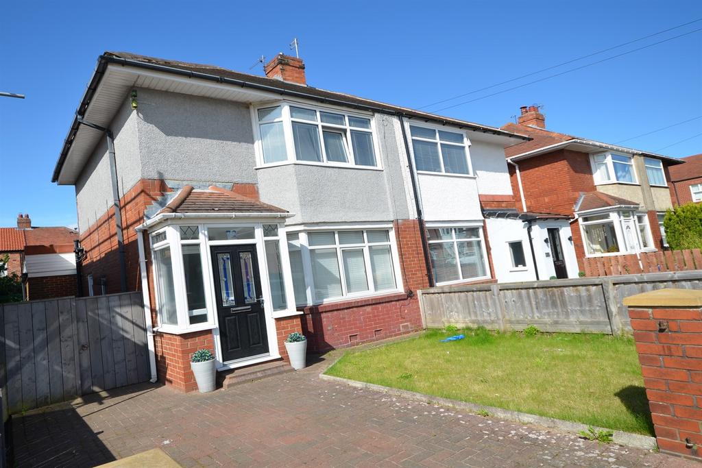 Warwick Road, South Shields 2 bed semidetached house for sale £185,000