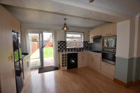 3 bedroom semi-detached house to rent, Heather Avenue, Dogsthorpe, Peterborough, PE1