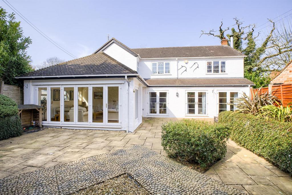 Drayton Road, Belbroughton, Stourbridge DY9 0DX 4 bed detached house