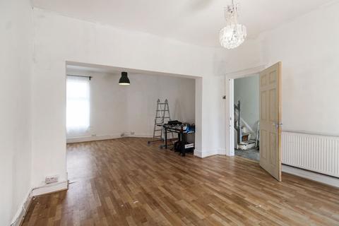 3 Barkeley Drive, Liverpool, L21 4LX