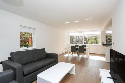 3 bedroom apartment to rent, Park Close, Ilchester Place, Kensington, W14